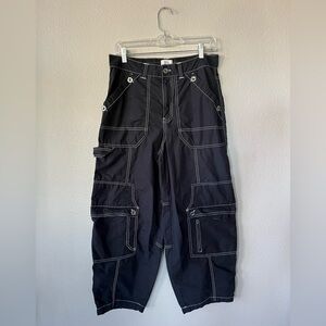 Urban Outfitters BDG Black Cargo Pant With Pockets White Stitching Women Size 4